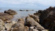 Rocas y aguas cristalinas en sa pedra llarga