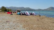 tablas de windsurf en la arena