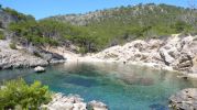 http://www.disfrutalaplaya.com/es/Mallorca/Calvia/Playa-Calo-den-Monjo/fullsize/