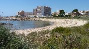 hoteles y apartamentos alrededor de la playa